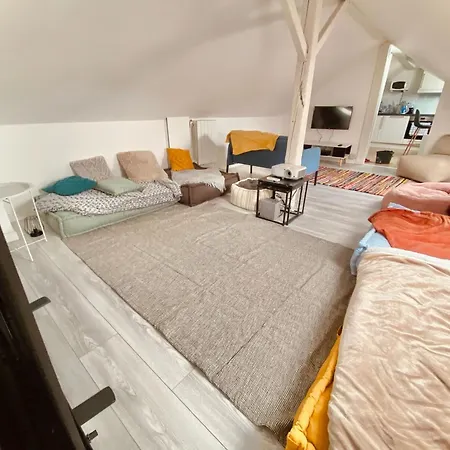 Belle 4 *